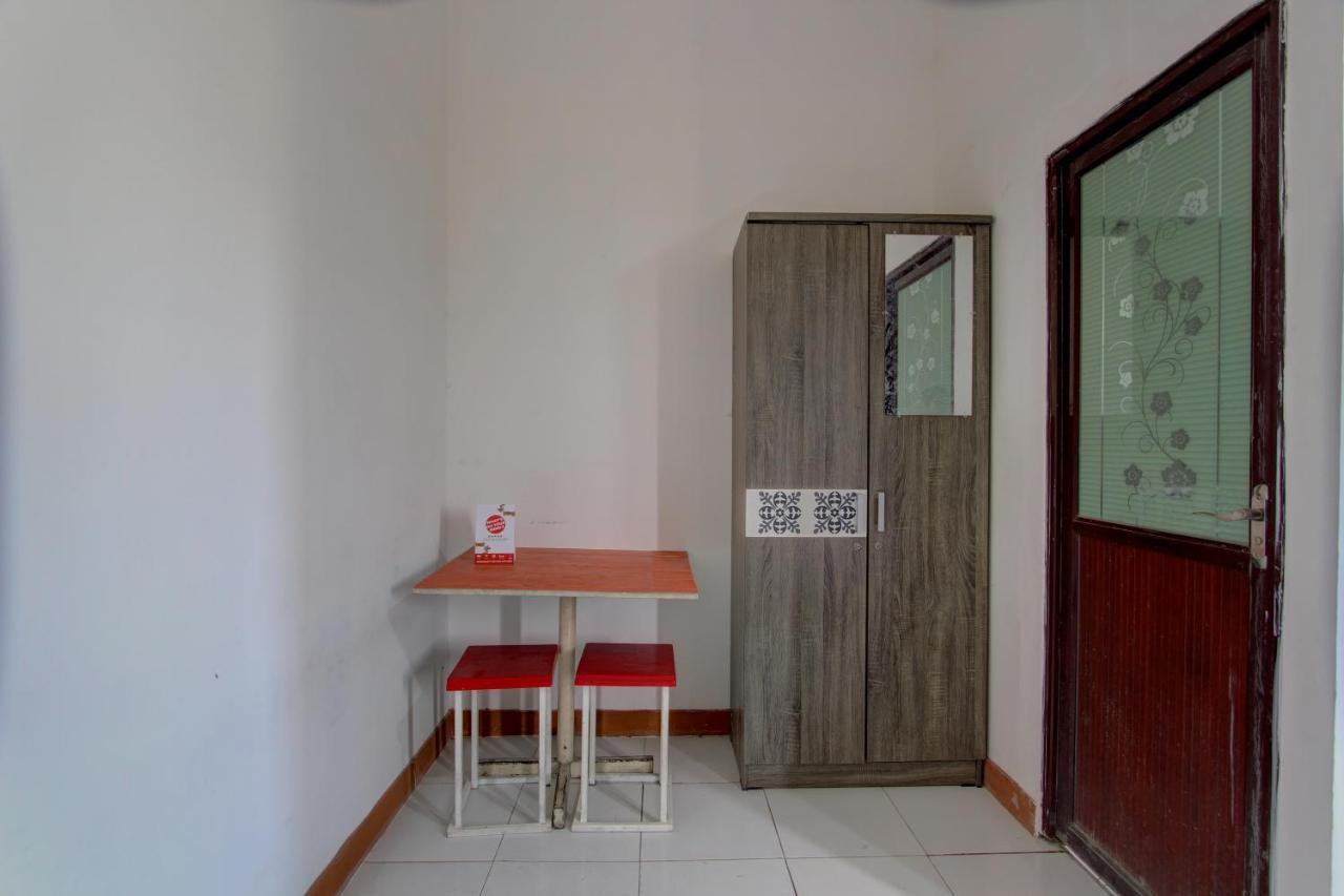 Capital O 91690 Moza Guest House Klaten Экстерьер фото